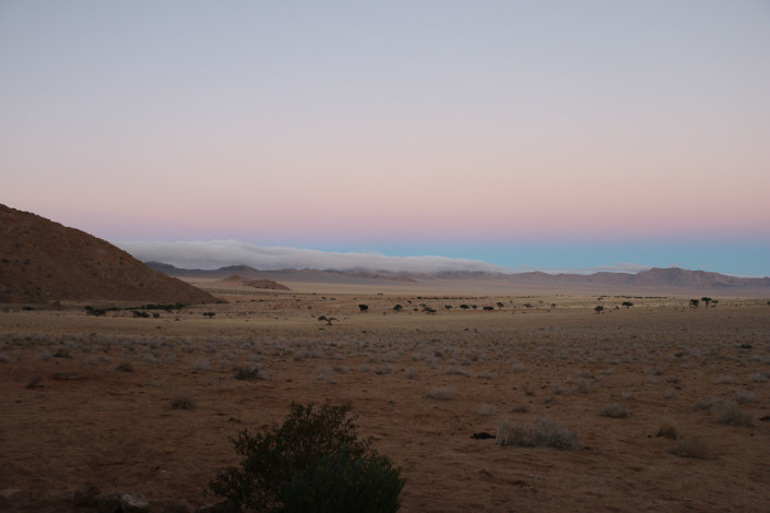 Sonnenaufgang vom Eagles View Chalet - Namibia