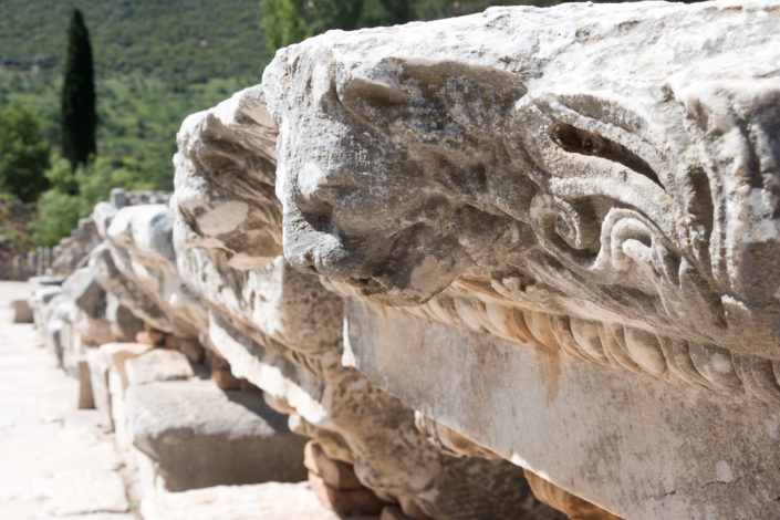 Antike Steine in Ephesus
