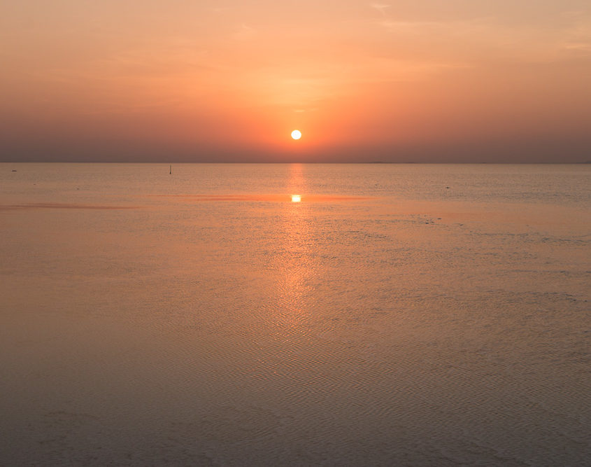 Atemberaubender Sonnenaufgang in der Danakil am Ass Ale Salzsee